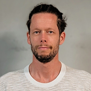 Dr. Alexander Ellert