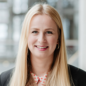Dr. Kristin Masuch