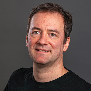 Dr. Marcus Hennig