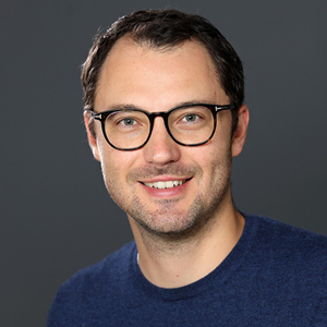 Dr. Michael Roiss