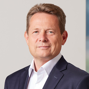 Dr. Ralph Müller