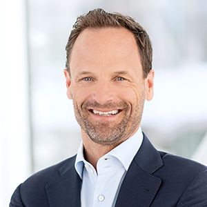Dr. Axel Kniehl