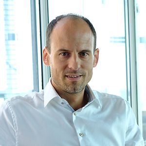 Dr. Sebastian Walter